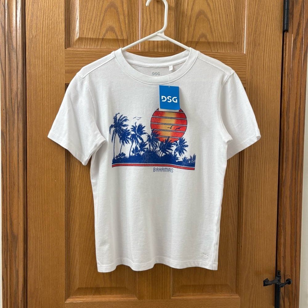DSG Bahamas Graphic T-Shirt NWT